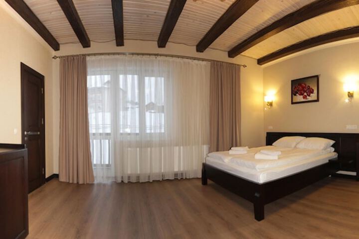 Room 17 of 63