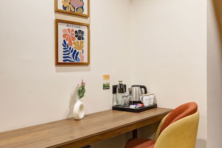 Room 48 of 98
