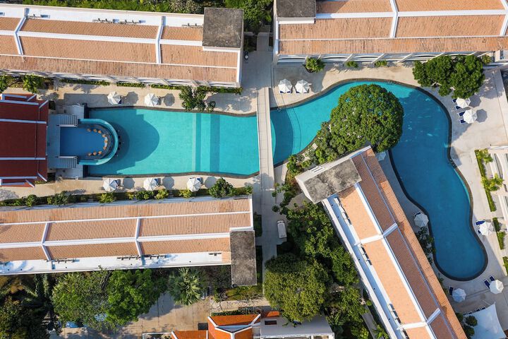 Pool 57 of 92
