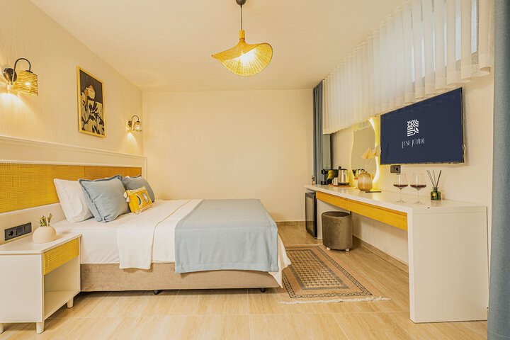 Room 7 of 89
