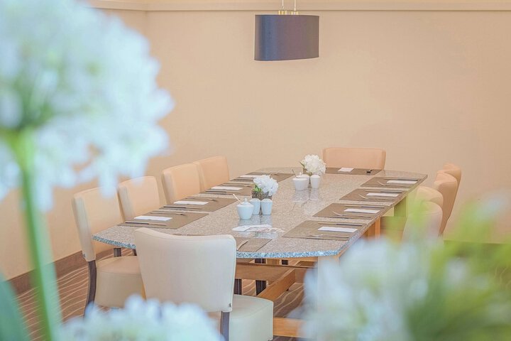 Dining 60 of 105