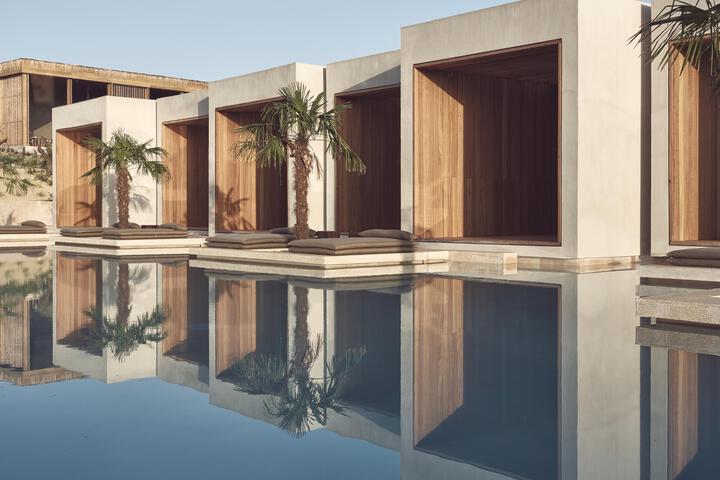Pool 37 of 46