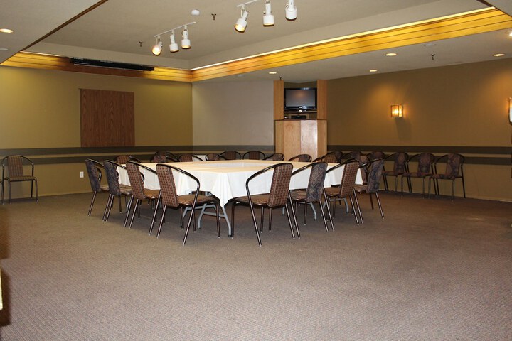 Meeting 32 of 34