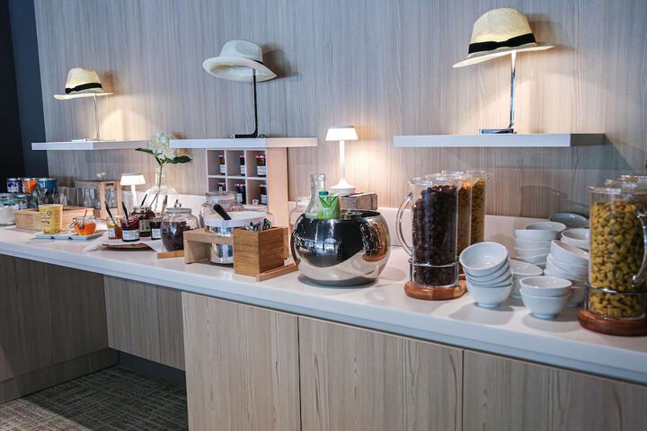 Breakfast/Coffee Service 47 of 78