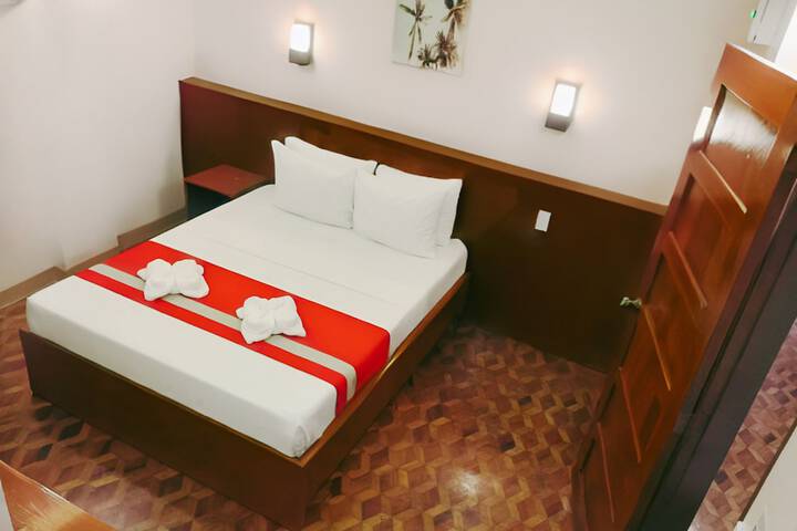 Room 21 of 48