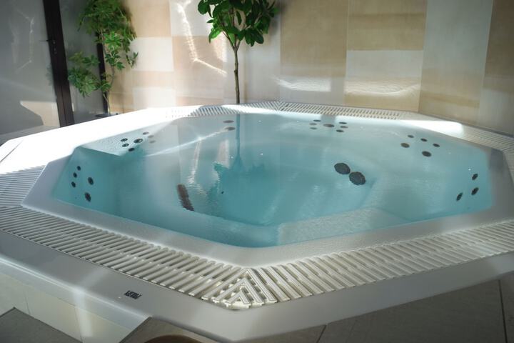 Spa 72 of 117
