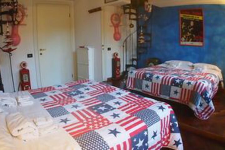 Room 18 of 25