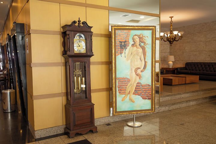 Hotel Interior 6 of 103