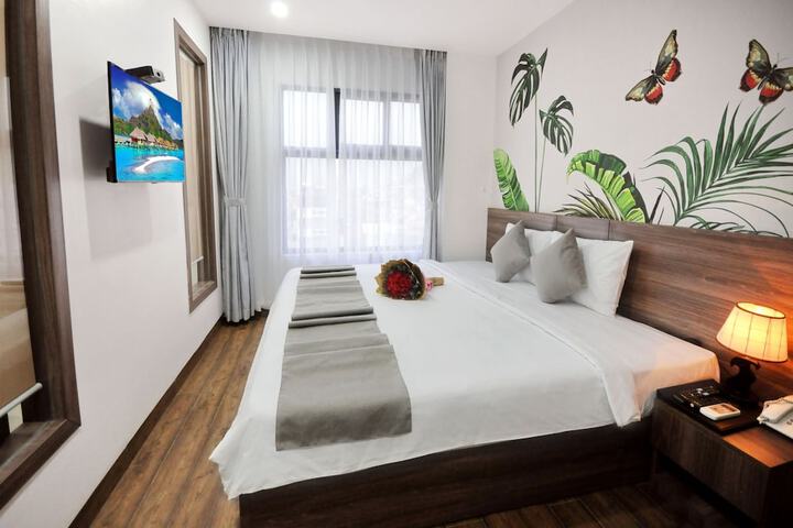Room 10 of 57