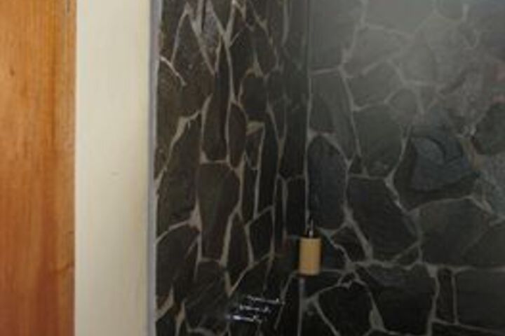 Room 2 of 11