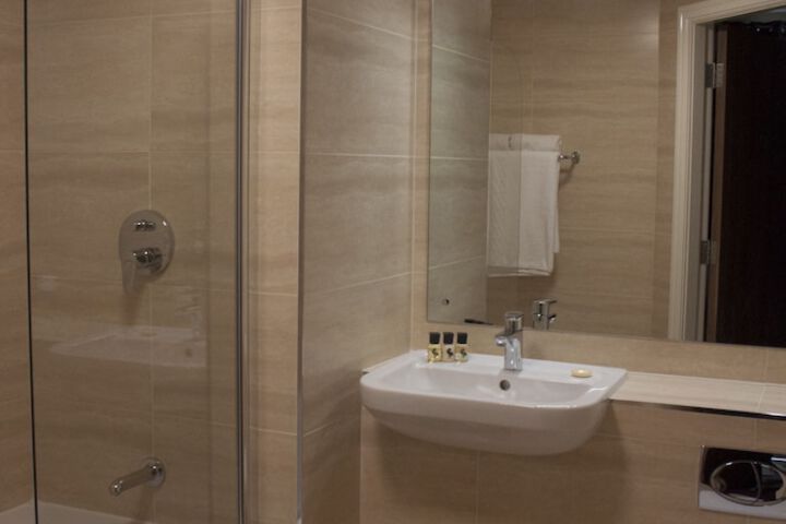 Room 45 of 80