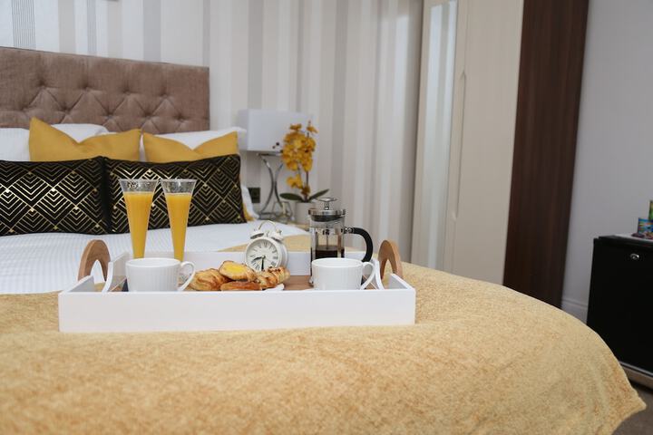 Room 48 of 65
