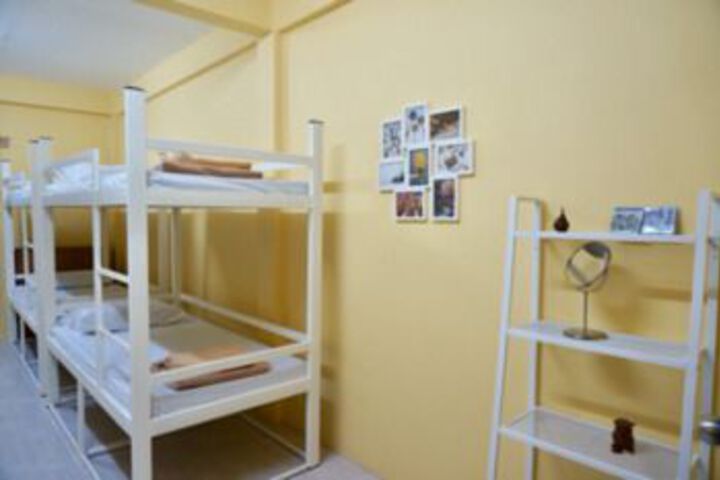 Room 10 of 22