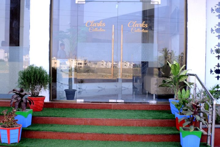 Hotel 63 of 65