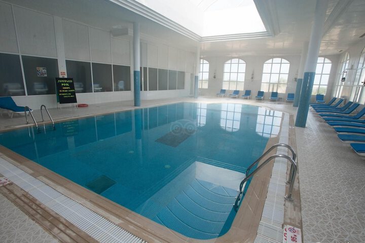 Pool Hotel