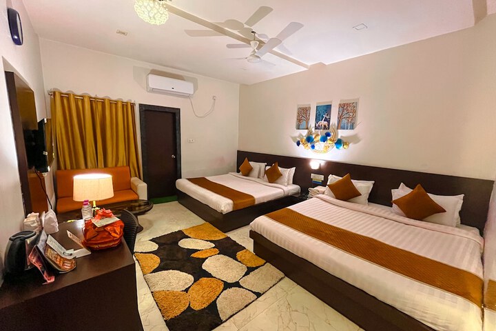 Room 30 of 59