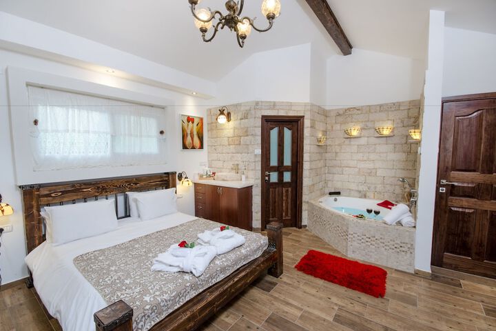 Room 20 of 91