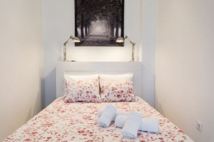 Room 10 of 37
