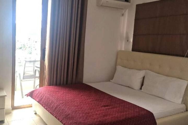 Room 5 of 26