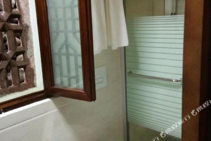 Ninghai Shusong Hotel