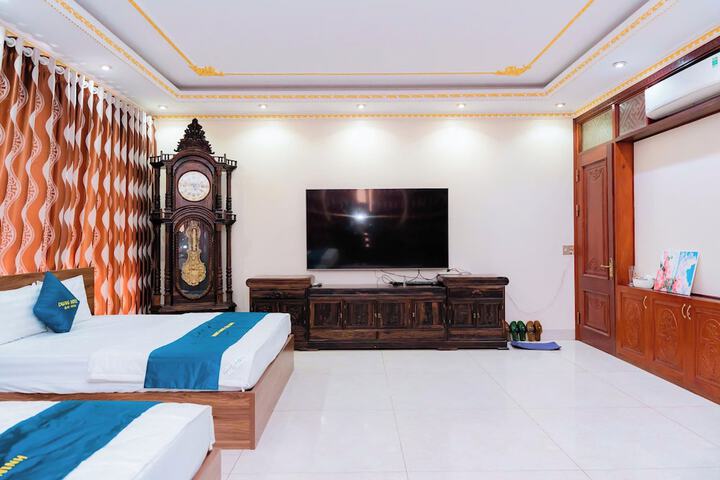 Room 14 of 42