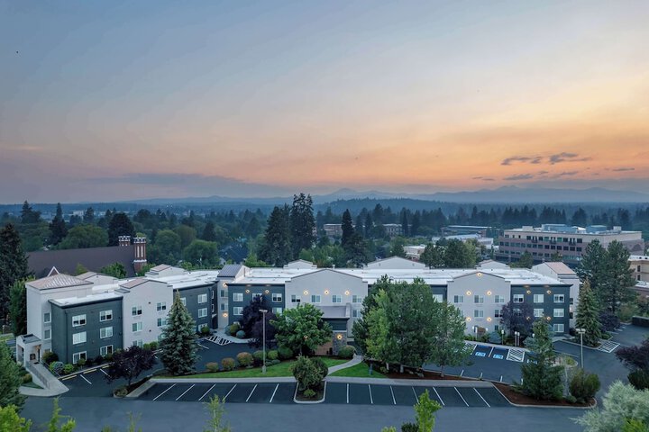 Hotel 64 of 72