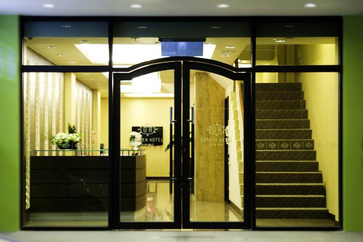 Hotel 35 of 41