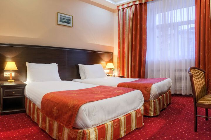 Room 21 of 54