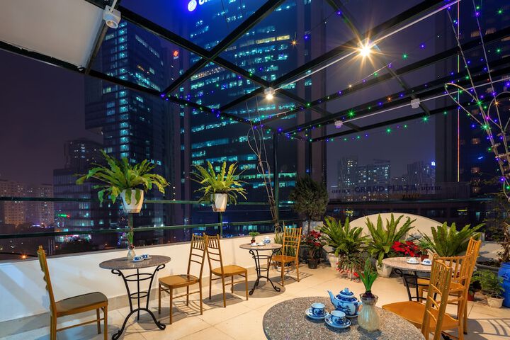 Terrace/Patio 19 of 33