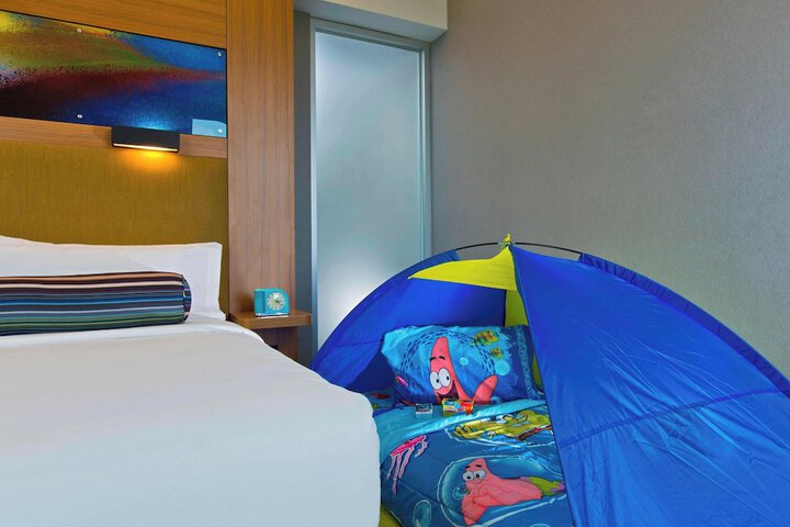 Room 8 of 39