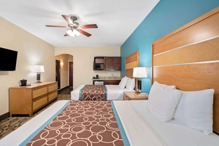 Room 9 of 40