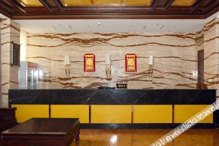 Hotel Interior 8 of 17