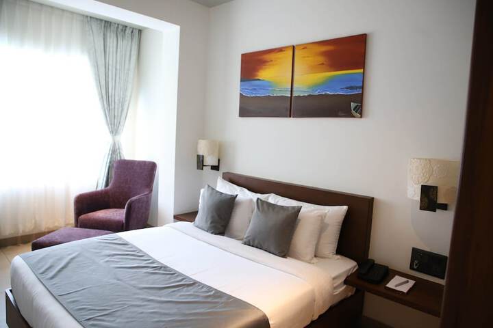 Room 14 of 40