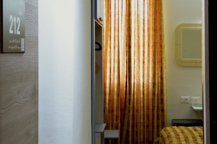 Room 56 of 109