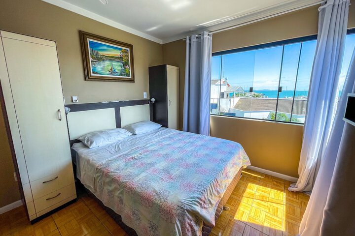 Room 15 of 116