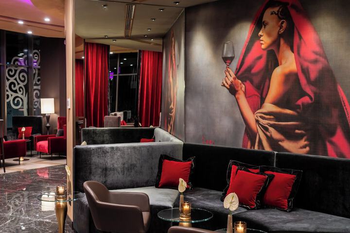 Lobby sitting area