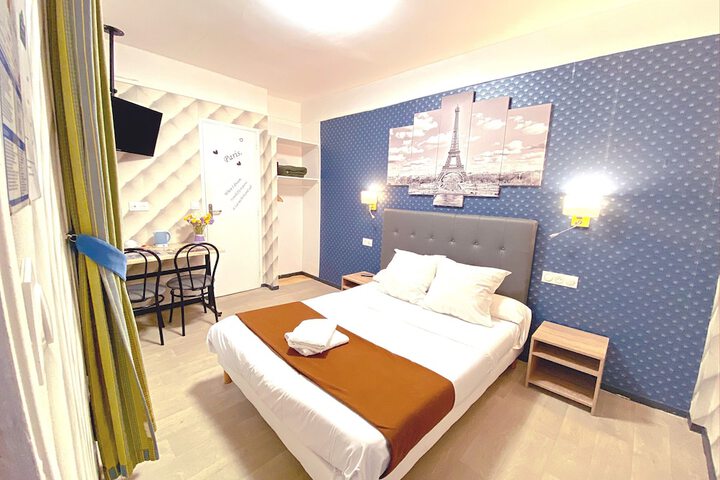 Room 7 of 56