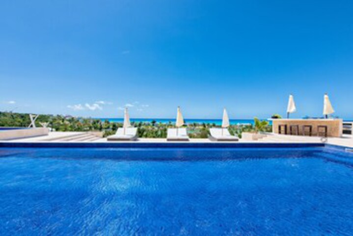 Pool 18 of 45