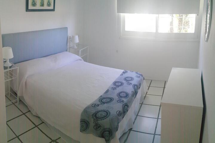 Room 27 of 65