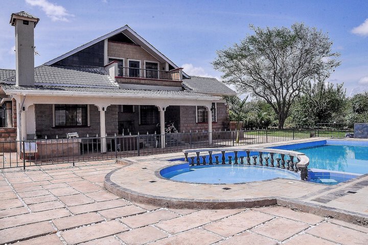 Pool 29 of 53
