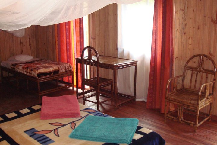 Room 8 of 26