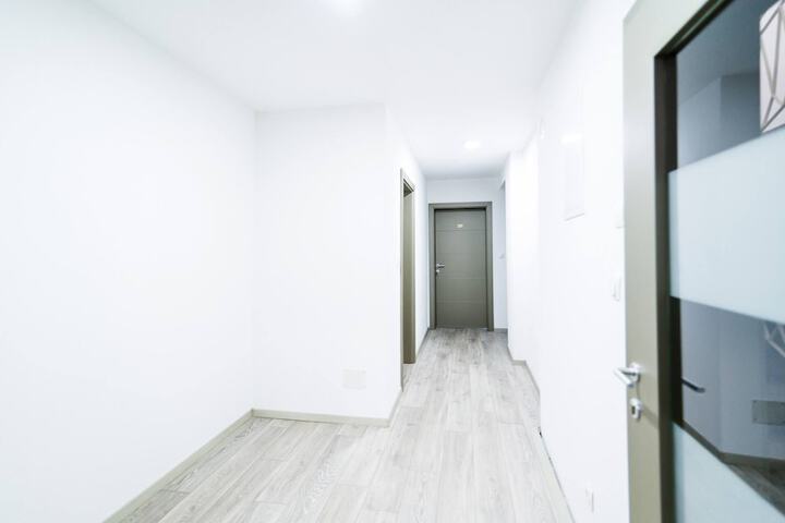 Ballroom/Hall 40 of 42