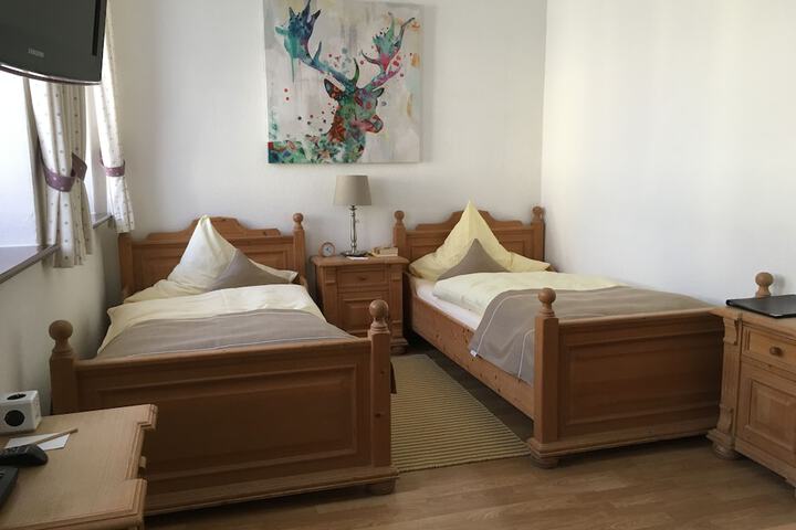 Room 7 of 41