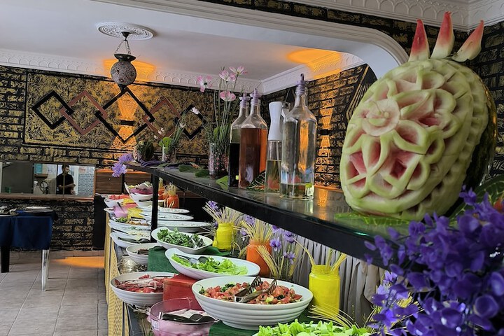 Dining 65 of 169