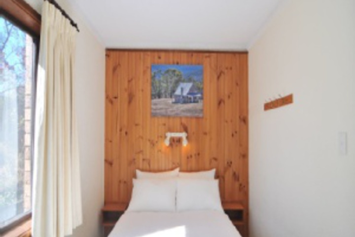 Room 606 of 693