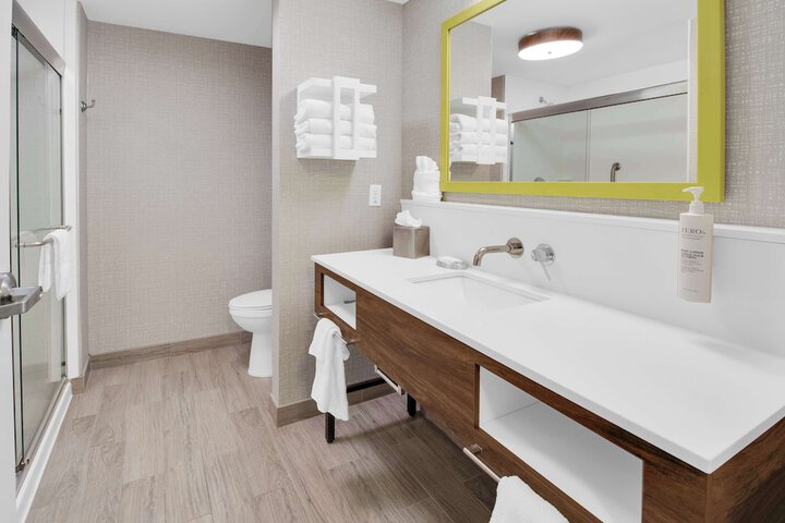 Bathroom shower