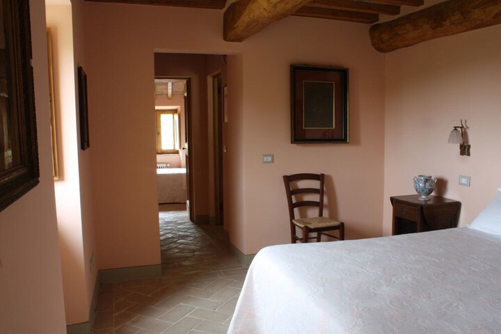 Room 16 of 75