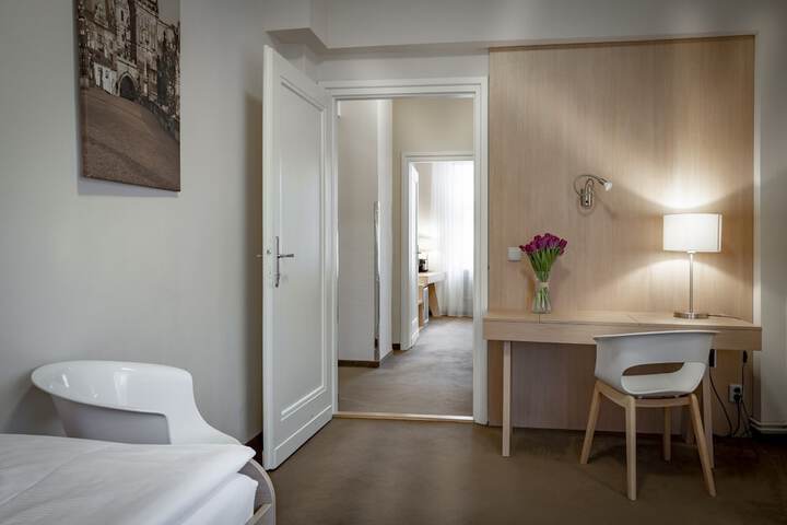 Room 18 of 70