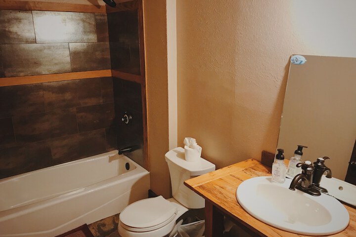 Room 53 of 68