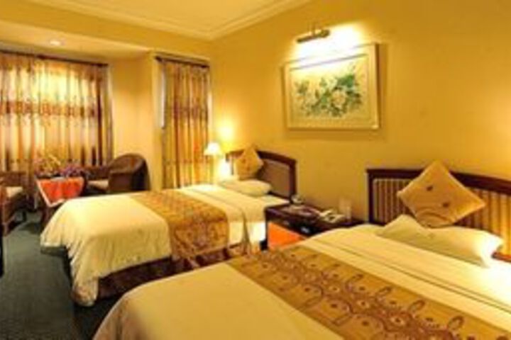 Room 7 of 20